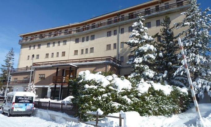 Rocca di Mezzo Hotel | Hotel Caldora