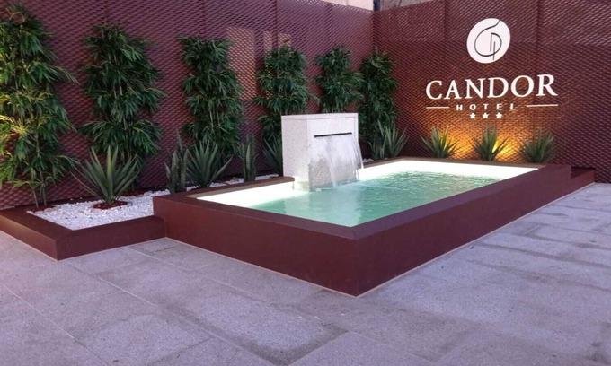 A Lama Hotel | HOTEL CANDOR
