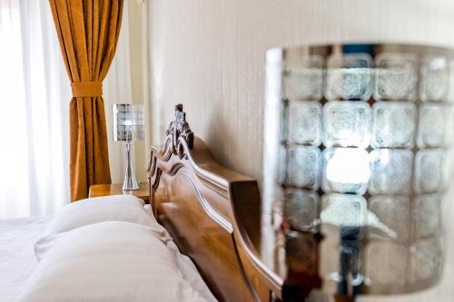 Miroslava Hotel | Hotel Capitol