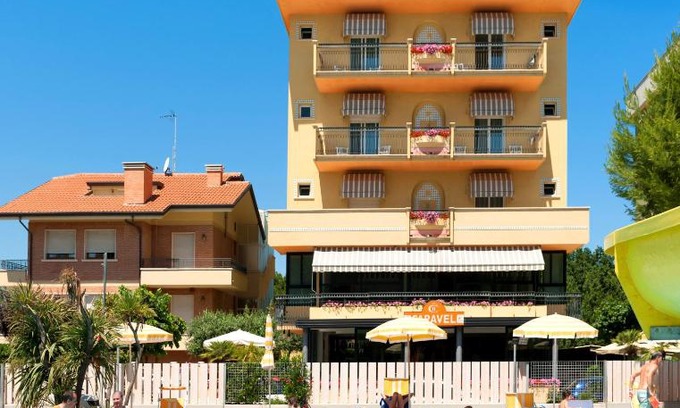 Misano Adriatico Hotel | Hotel Caravel B&B