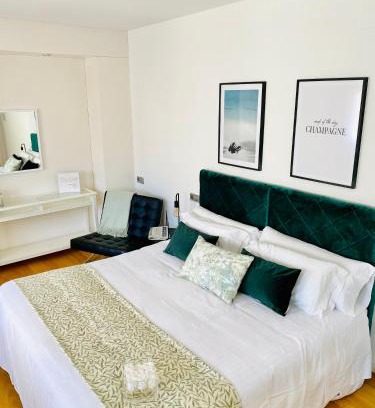 Llanca Hotel | Hotel Carbonell