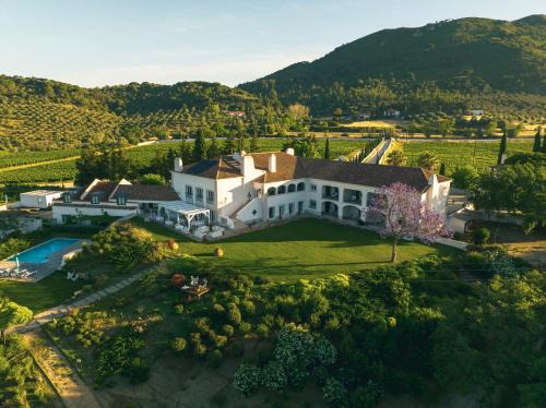 Nossa Senhora da Anunciada Hotel | Hotel Casa Palmela - Small Luxury Hotels of The World, Hotel & Villas