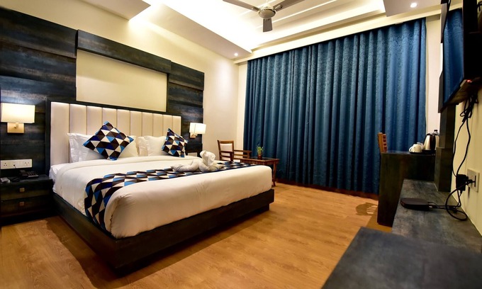 Gwalior Hotel | HOTEL CENTELLA