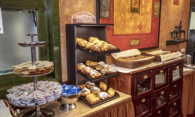 Gellert Hill Hotel | Hotel Charles