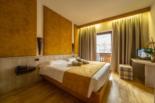 Chez Sapin Hotel | Hotel Comtes De Challant Albergo Etico Valle d'Aosta