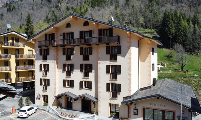 Alagna Valsesia Hotel | Hotel Cristallo