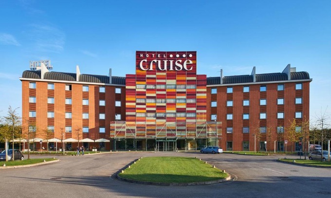 Montano Lucino Hotel | Hotel Cruise