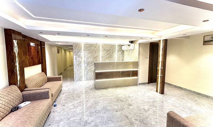 Goregaon West Hotel | Hotel Crystal Castle