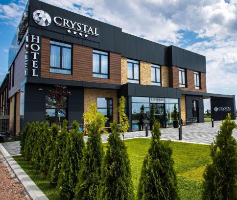 Stari Banovci Hotel | Hotel Crystal