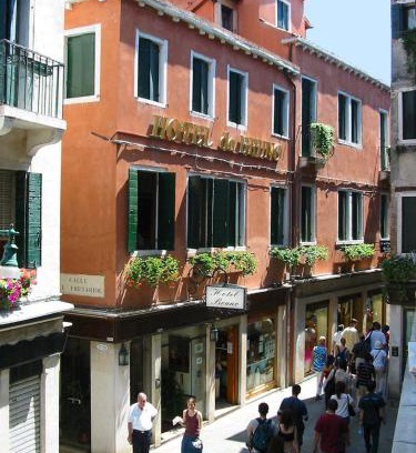 Castello Hotel | Hotel Da Bruno