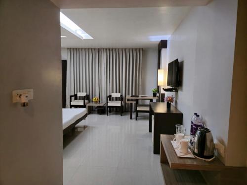 Paltan Bazaar Hotel | Hotel Daaysco Oley Allo