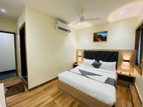 Andheri West House | Hotel DC Comfort-Andheri West