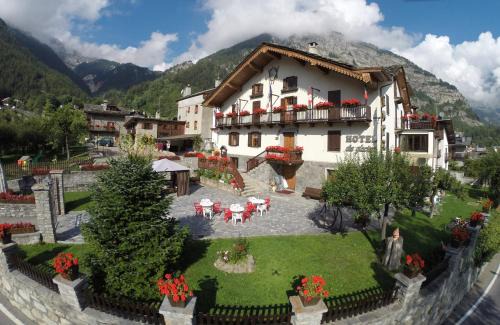 Dolonne Hotel | Hotel Des Glaciers