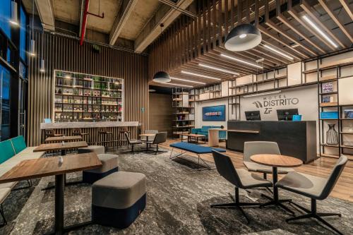 Fontibon Hotel | Hotel Distrito ZF By OxoHotel