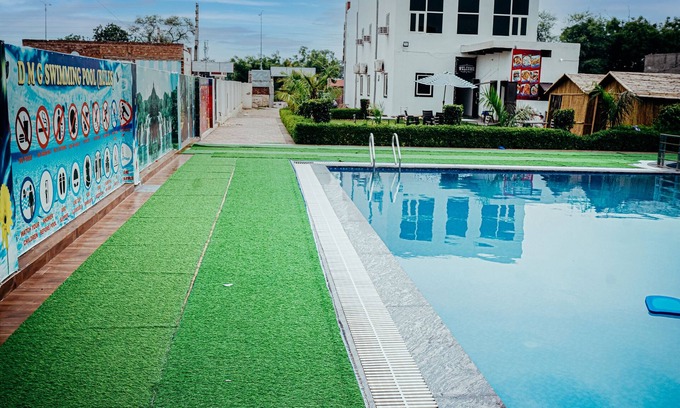 Bhiwani Hotel | Hotel DM Heavens