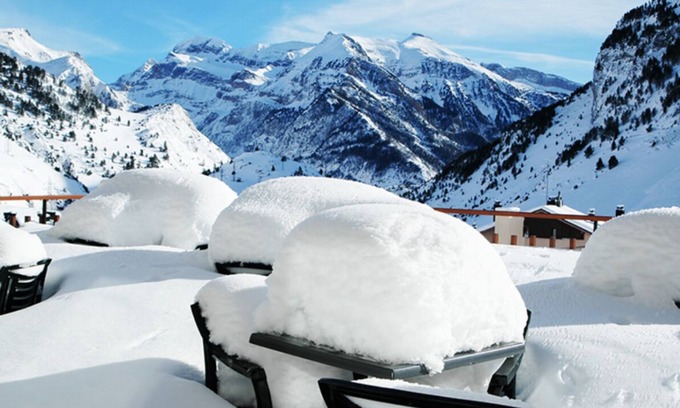 Candanchu Hotel | Hotel Edelweiss Candanchu