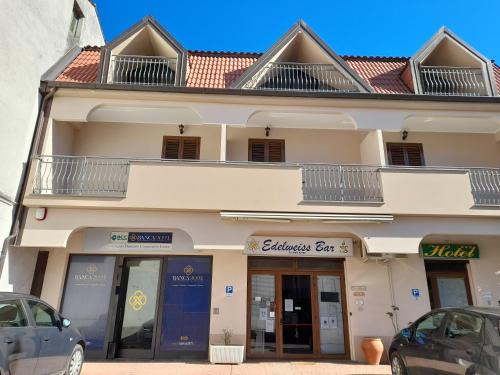 Laino Borgo Hotel | Hotel Edelweiss