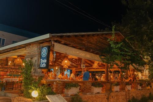Qazim Pali Hotel | Hotel Elisabeta Borsh