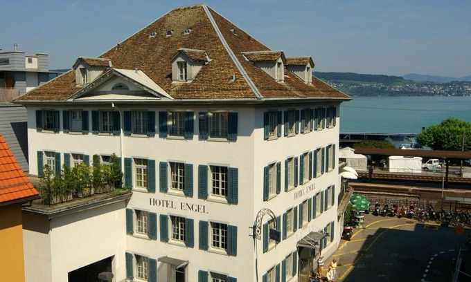 Horgen District Hotel | Hotel Engel am Bahnhof