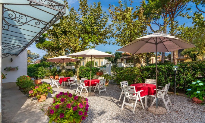 Marina di Massa Hotel | Hotel Eura