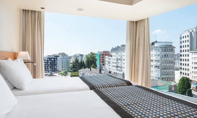 Lugo Hotel | Hotel Exe Puerta de San Pedro