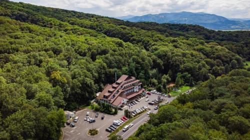 Bradu Hotel | Hotel Fantanita Haiducului