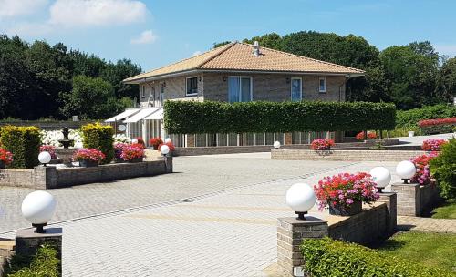 Bunde Apartment | Hotel Garni Am Lindenhof Bunde