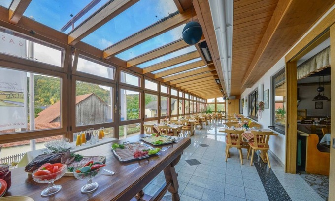 Enkering Hotel | Hotel Gasthof Heckl