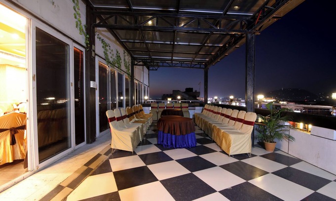Sualkuchi Hotel | Hotel Gateway Grandeur