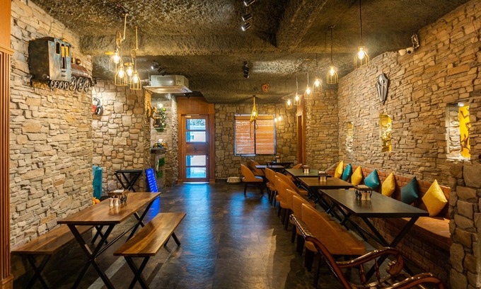 Bullawala Hotel | Hotel Gems Inn
