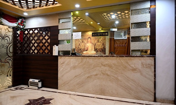 Charbagh Hotel | Hotel Golden Sky