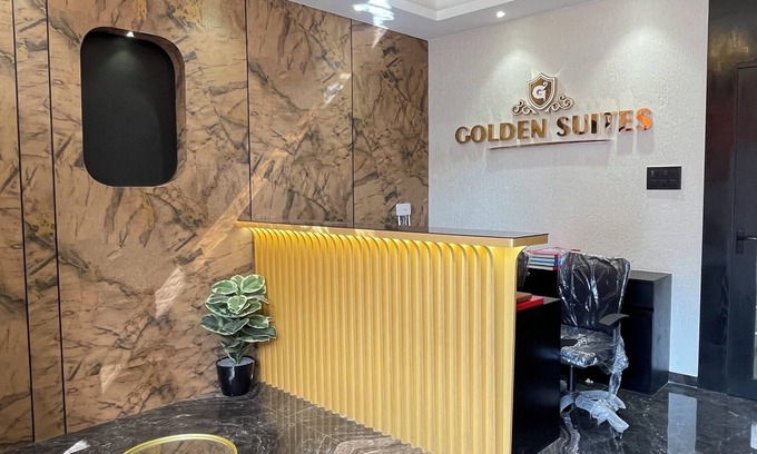 Goregaon West Hotel | Hotel Golden Suites - Near Nesco