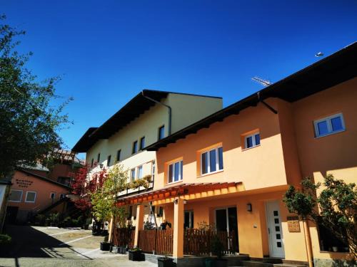 Mistelbach House | Hotel Goldene Krone