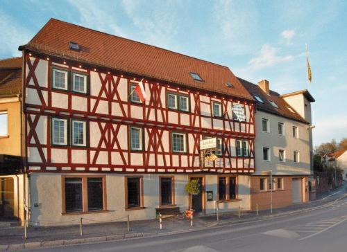 Aschaffenburg Hotel | Hotel Goldener Karpfen
