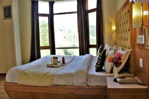 Mashobra Hotel | Hotel Golf Links, Mashobra
