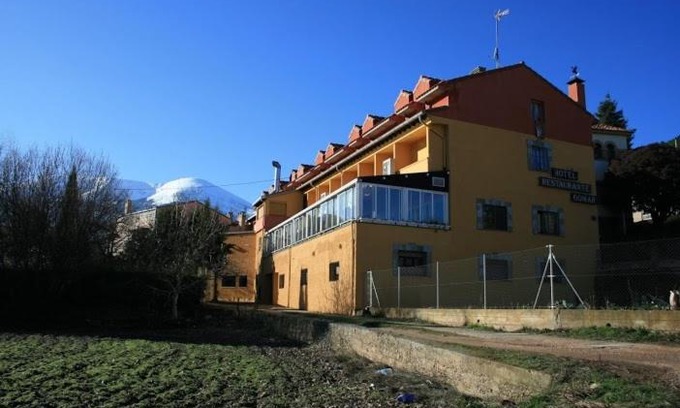 San Martin de la Virgen de Moncayo Hotel | Hotel Gomar