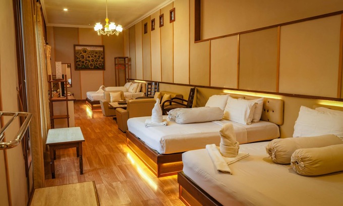 Ngaglik Hotel | Hotel Gradia 2