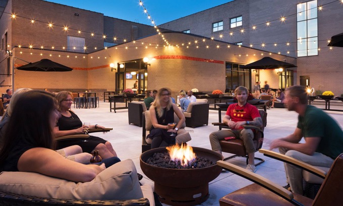 Grinnell Hotel | Hotel Grinnell, an Ascend Collection Hotel