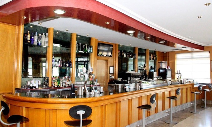 Villares de la Reina House | Hotel Helmántico