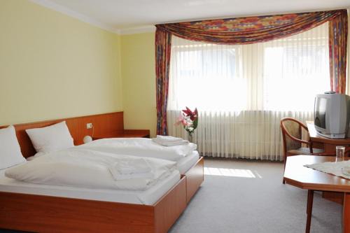 Kirchhain Hotel | Hotel Hessischer Hof