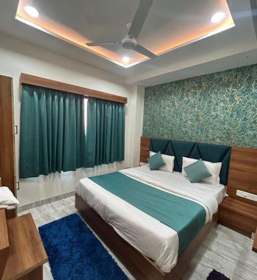 Gandhinagar Hotel | Hotel Hill View
