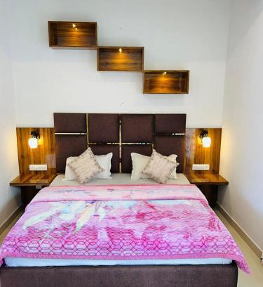 Dalhousie Hotel | Hotel Himalaya Heaven Khajjiar