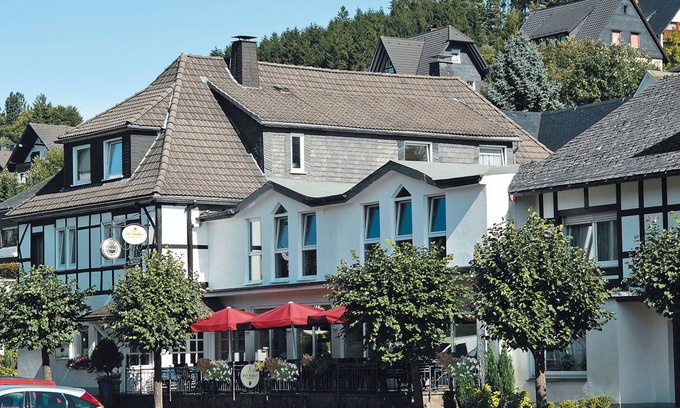 Bad Fredeburg Hotel | Hotel Hochland
