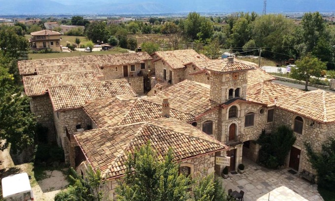 Aielli Apartment | Hotel Il Feudo Dei Pierleoni