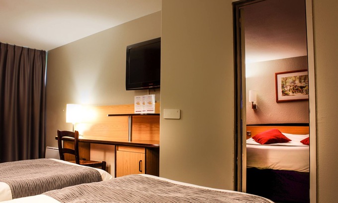 Bourges Hotel | Hotel Inn Design Bourges Resto Novo