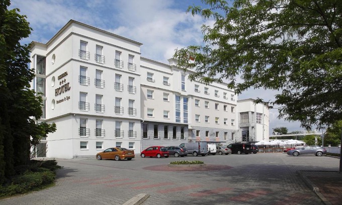 Mielec Hotel | Hotel Iskierka Business & Spa
