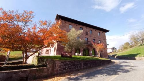 Amaiur Hotel | Hotel Jauregi Borda