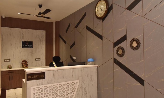 Sitapur Hotel | Hotel JP Inn