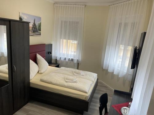 Erlangen Bed & Breakfast | Hotel König Humbert