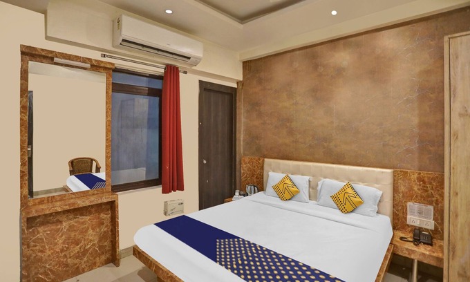 Allahabad House | Hotel Kamdhenu